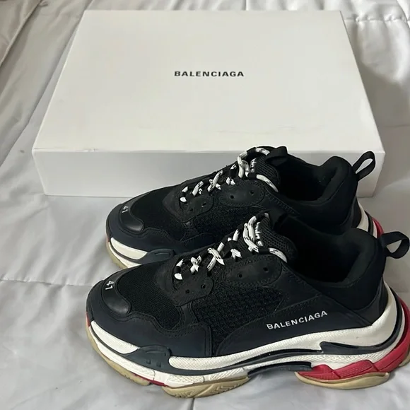 Balenciaga triple s trainer Original box, sleeve and extra